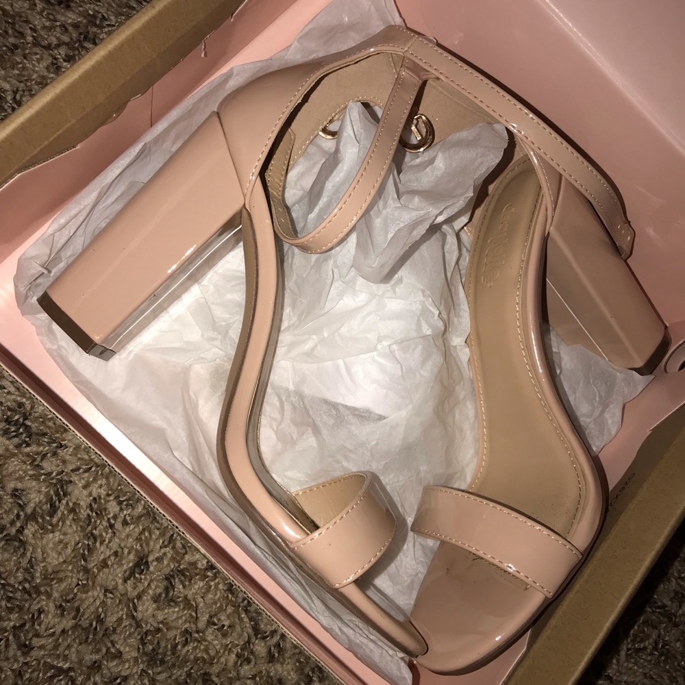 Nude Heels! Size 7
